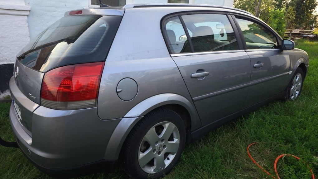 Opel Signum 2003 рік