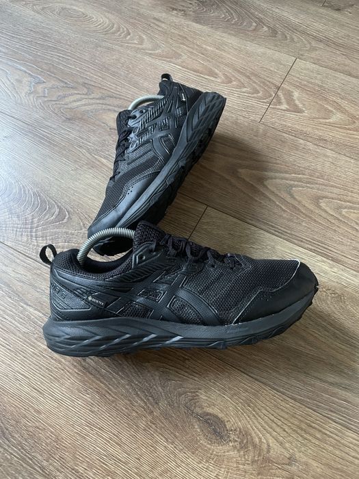 Кросівки Asics 44 gore-tex