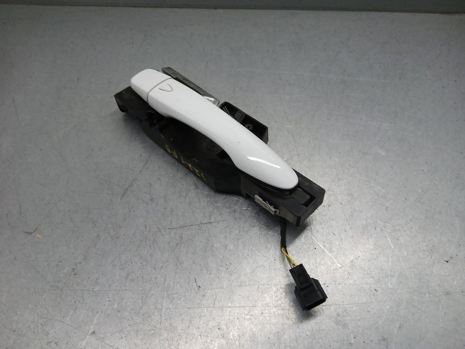 Puxador porta frente direita RENAULT Kadjar (HA_, HL_)