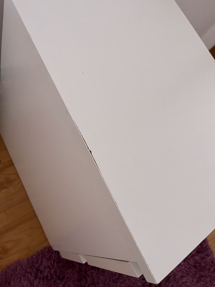 Mesa de cabeceira IKEA -usada