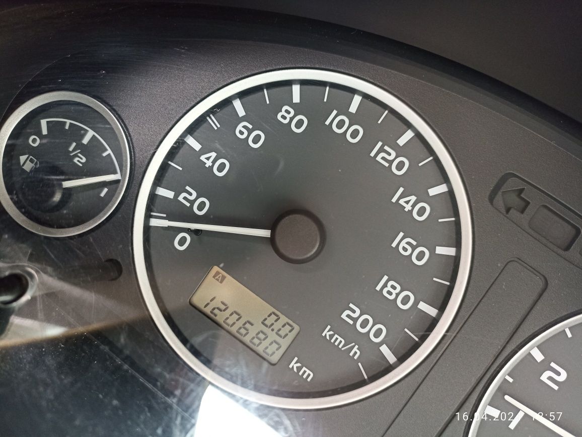Mitsubishi Space Star 2004 від власника