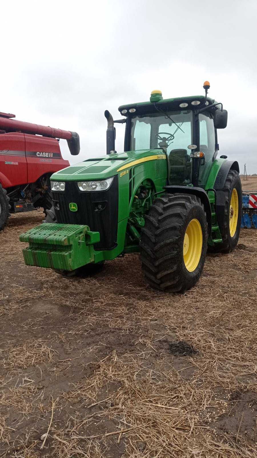 Трактор John Deere 8335 R 2013 рік