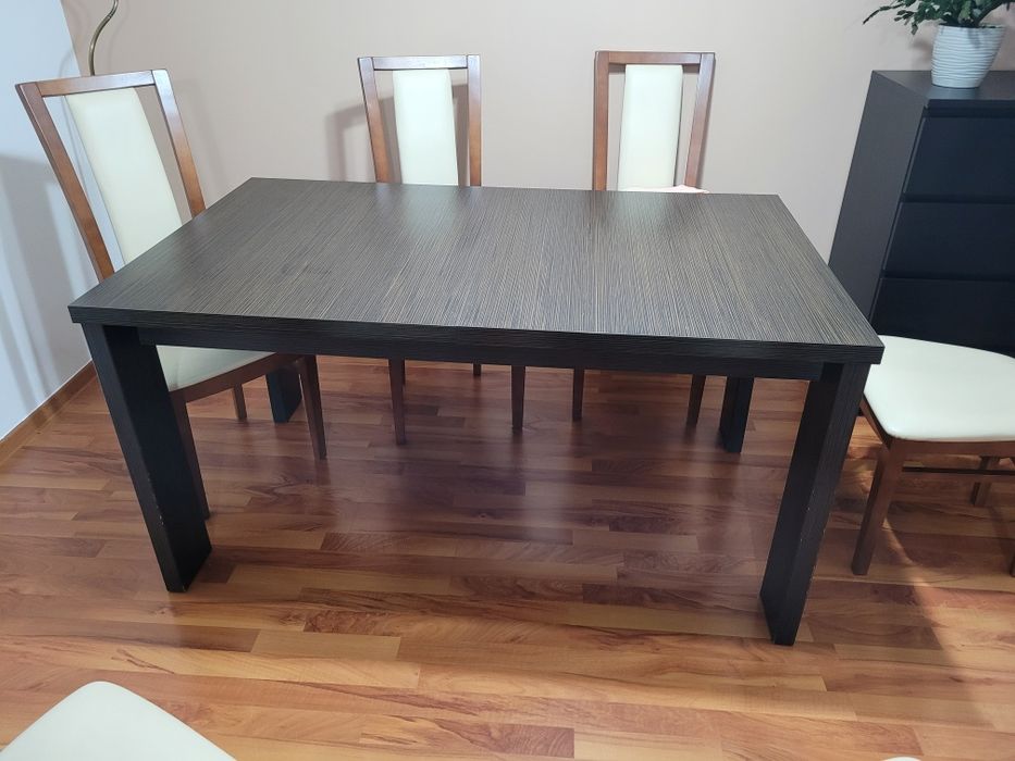 Stół rozkładany brązowy