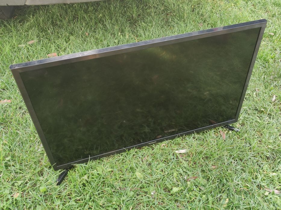 Telewizor Samsung UET5302ck Smart TV LED 32" pilot karton Netflix