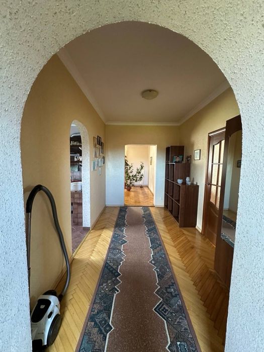 Продам будинок неподалік м. Трускавець ( 12 км)