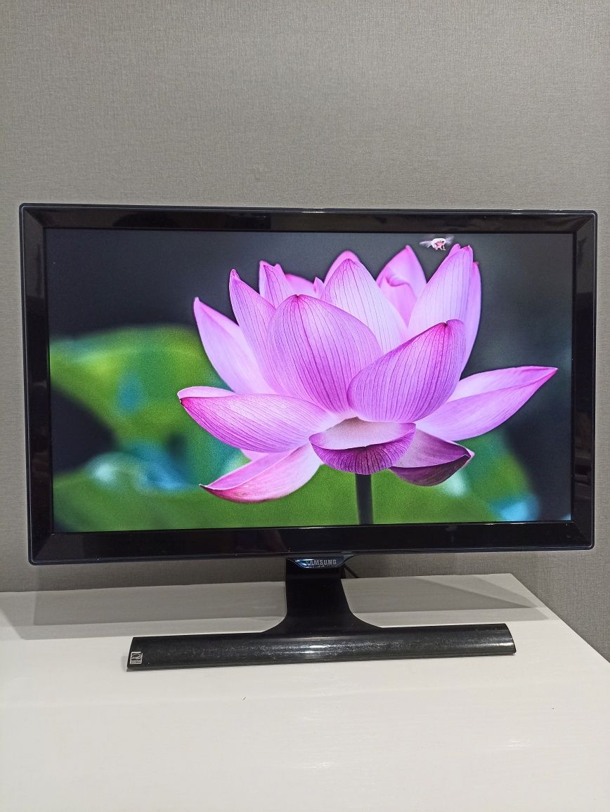 Монитор 22'' дюйма Samsung FullHD HDMI VGA монітор 22