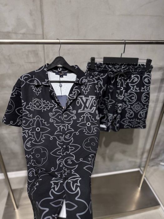 LOUIS VUITTON комплект рубашка шорты футболка мужская черный  летний
