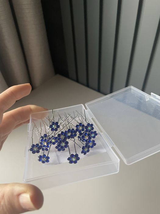 Nowe kwiatowe wsuwki ozdoby do włosów ślubne