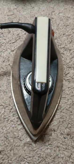 Утюг тяжкий, 1986р.