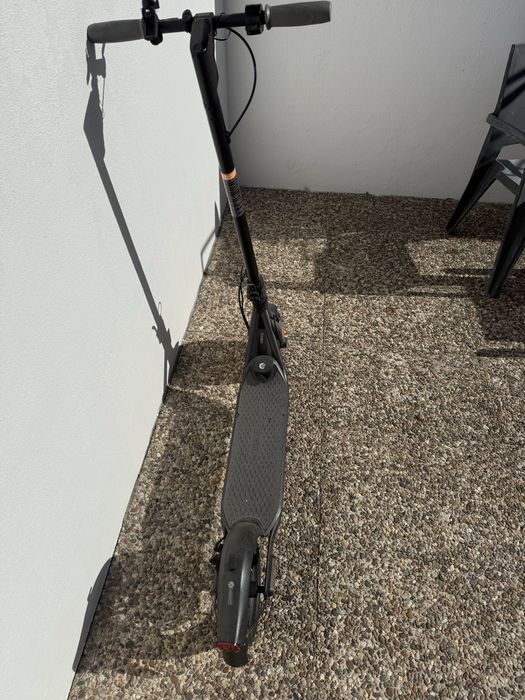 Ninebot F2 em bom estado