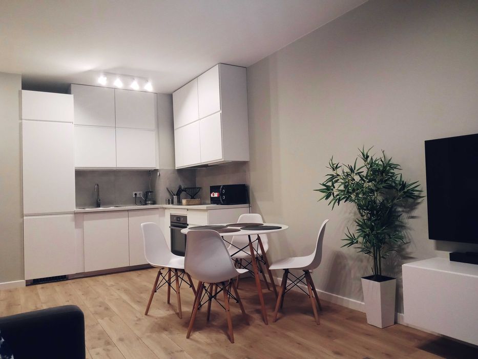 SUPER OFERTA! NOWE! 2 pokoje-całkowicie wyposażone-metro NATOLIN.