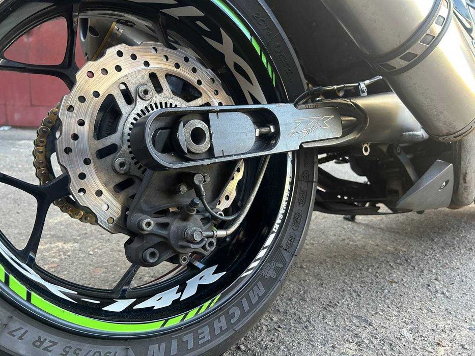 Kawasaki ZX1400 H  (ZZR 1400)