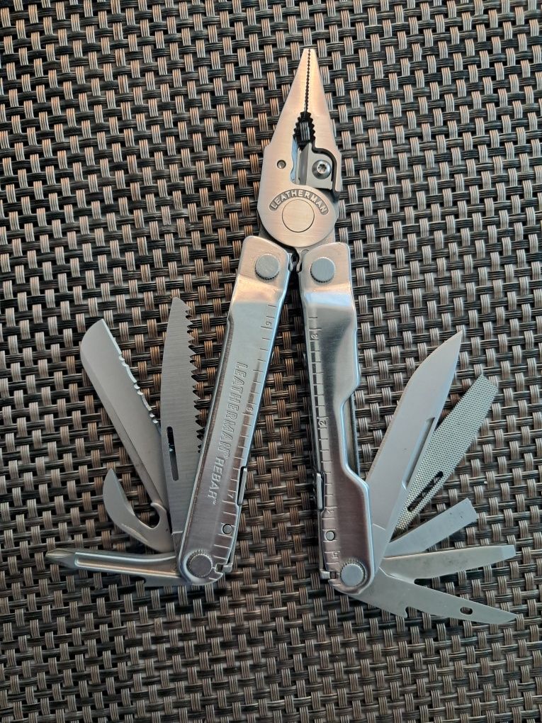 Мультитул Leatherman Rebar silver