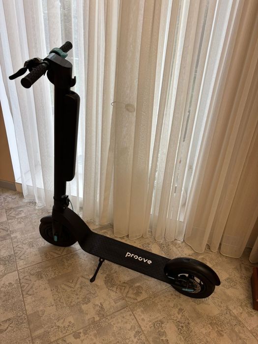 Продам Електросамокат Proove