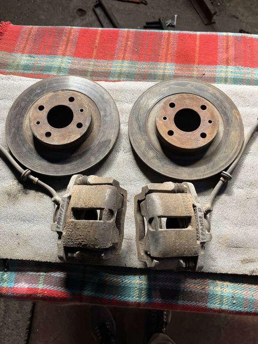 Лада приора 2170,ваз 2110 , лада гранта 2190 тормозні диски і супорта