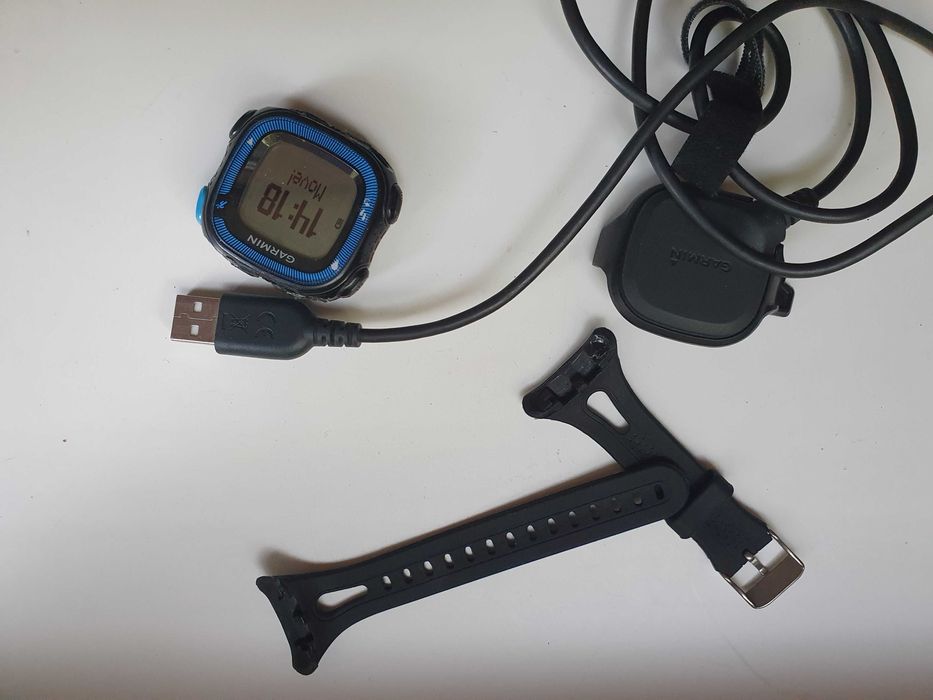 Часы наручные Garmin Forerunner 15. Без ремешка.