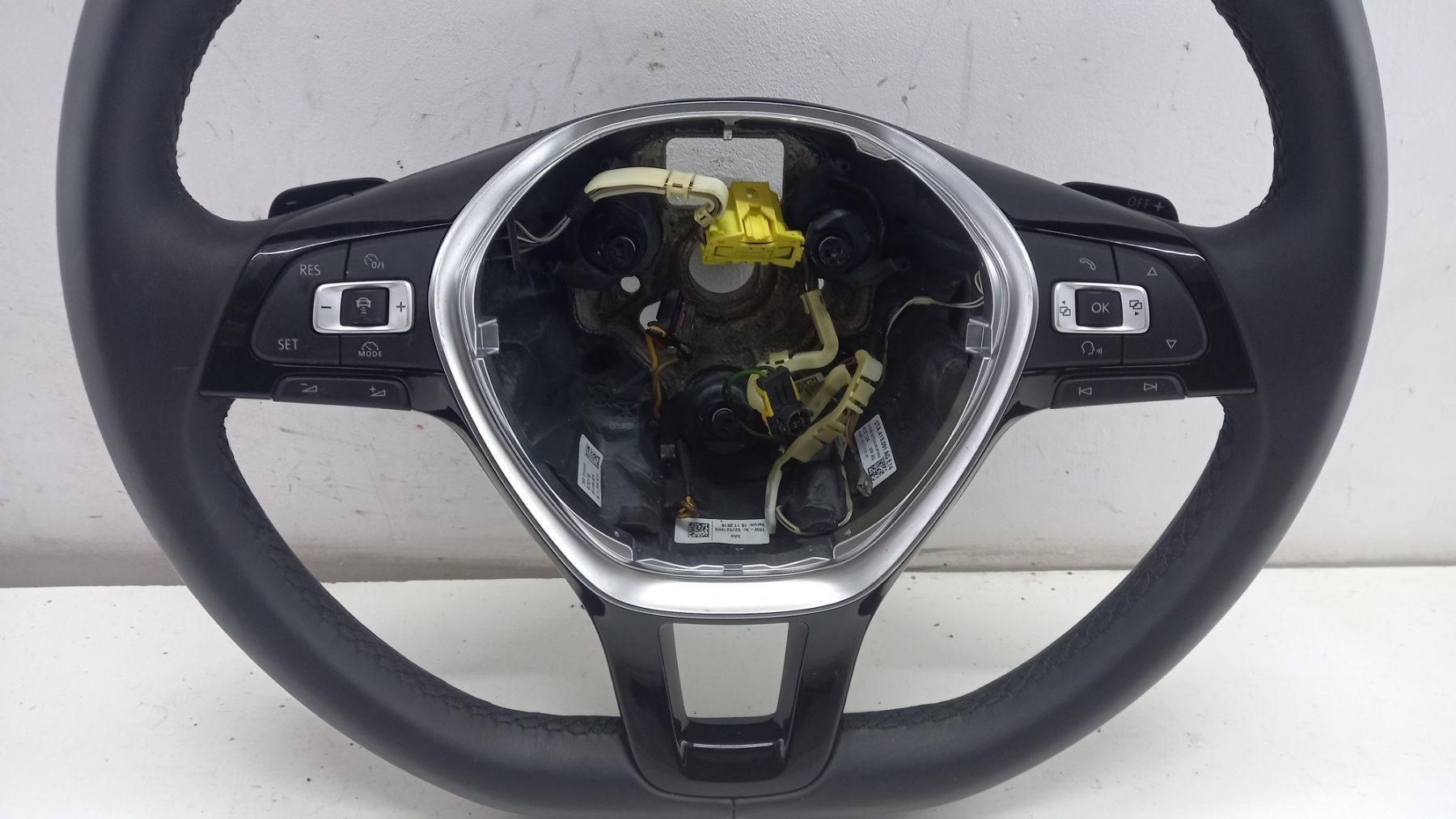 Автомобильный руль Volkswagen Tiguan Touran 2018 гг 5TA419091AG
