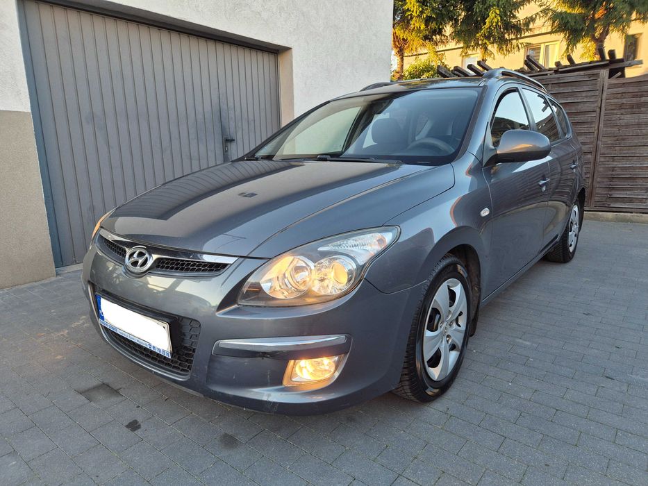 Hyundai I30 Kombi 1.6Benzyna Climatronic Zadbany - Salon PL - II WŁ **