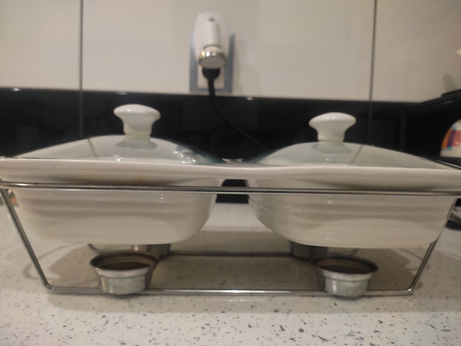 Naczynie dwukomorowe z podgrzewaczem