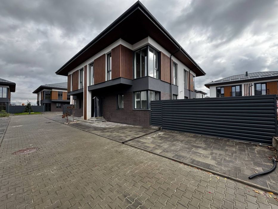 Продаж квадрексу в котеджному містечку Garden Village! П. Борщагівка