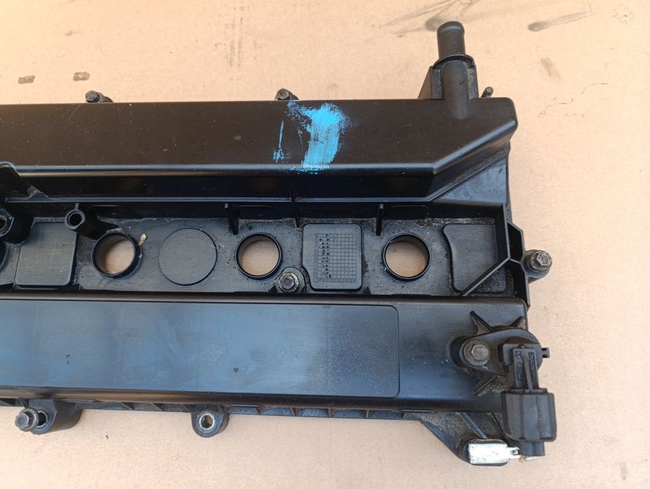 Кришка клапанів 1.8 2.0 Mazda 6 5 Mondeo Focus c-max