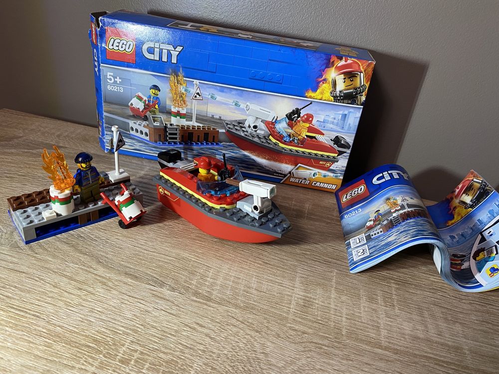 Lego City 60213 Пожар на причале