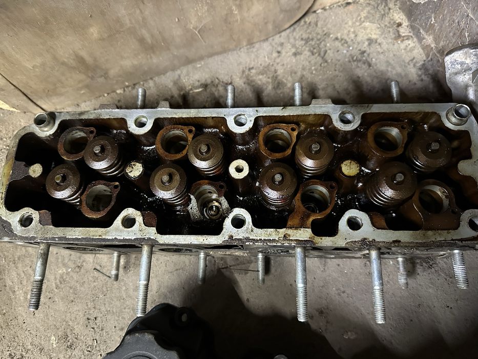 ГБЦ Авео 1.5 распредвал