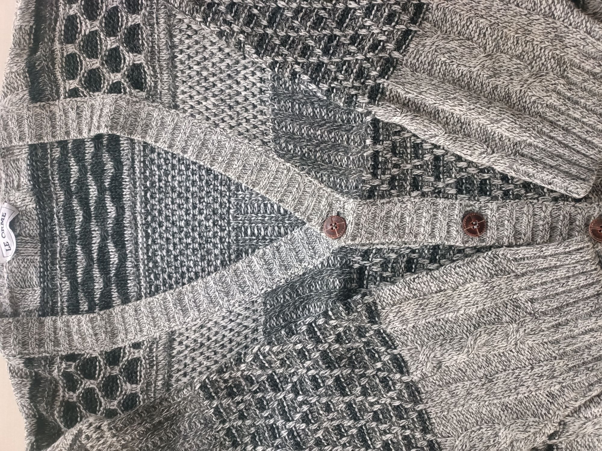 Sweter włoski męski zapinany na guziki