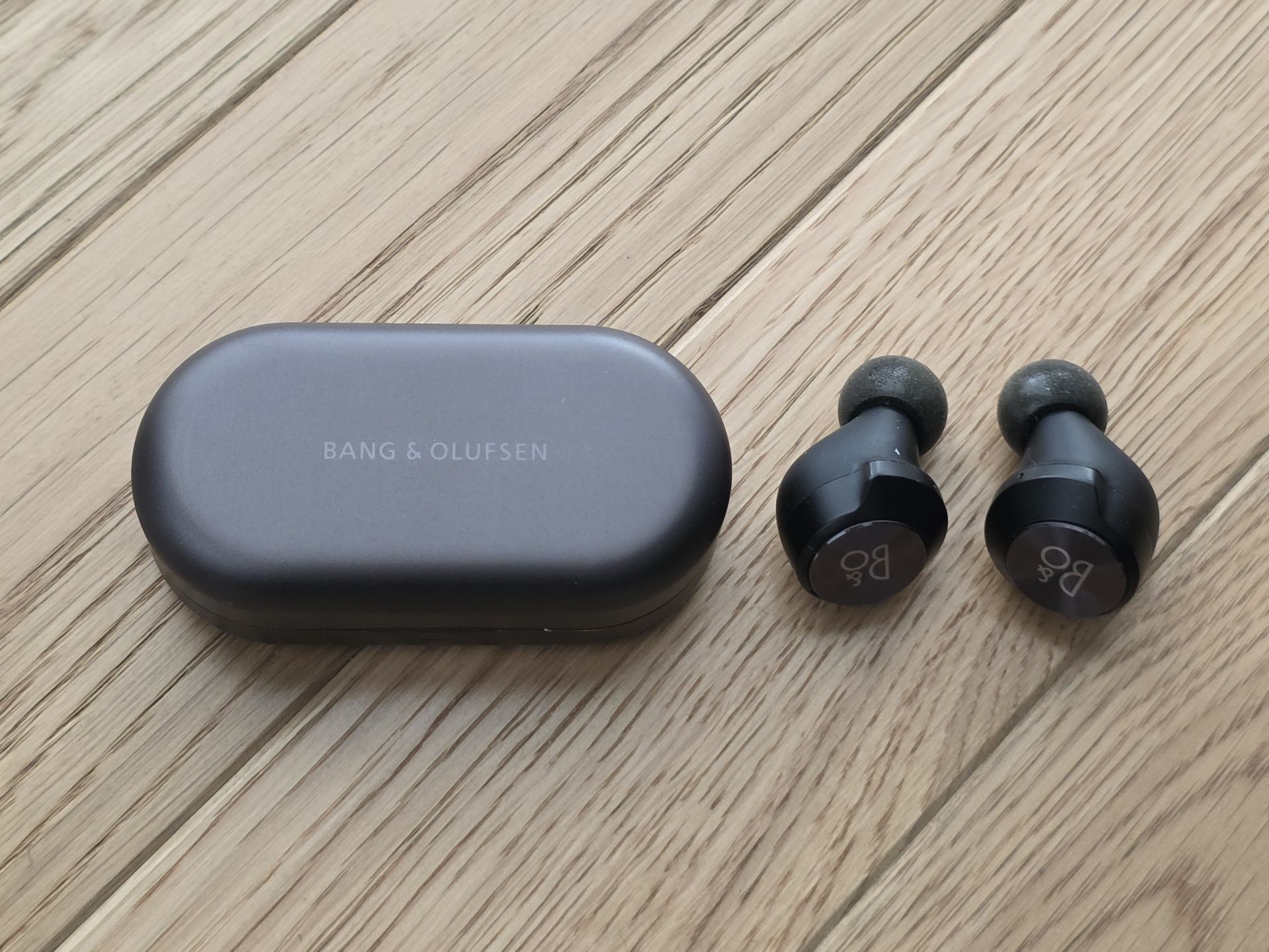 Bang & Olufsen Beoplay EQ czarne