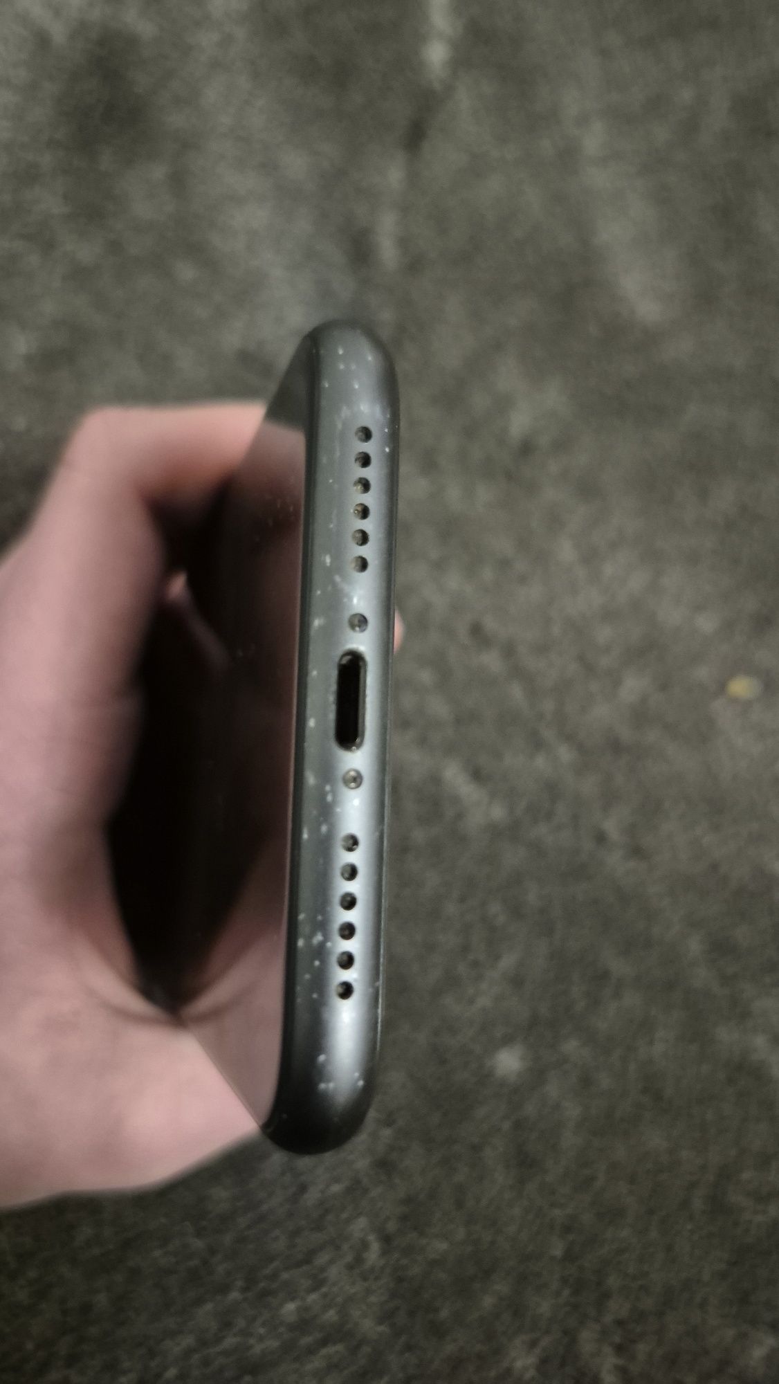 Iphone 11.  128gb