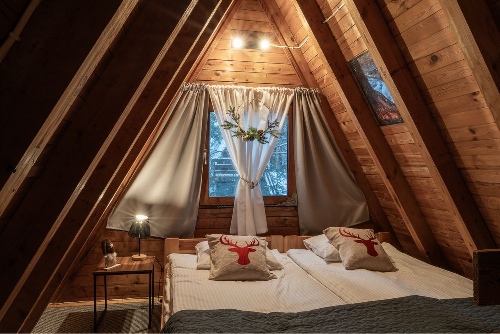 Domek w lesie z jacuzzi, magiczny klimat,narty,lodowisko,sanki