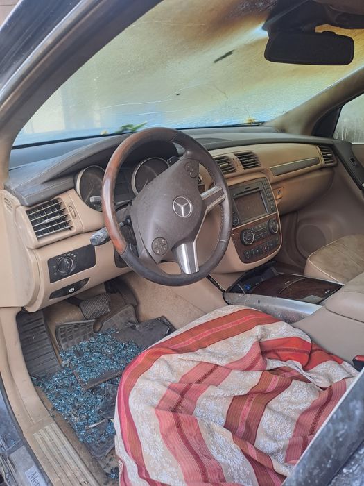 Продам мерседес w251 R350 3,0 diesel  лонг  рестайлинг