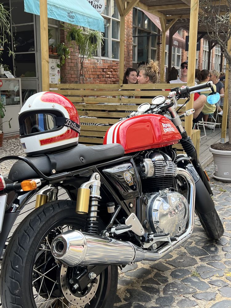 Royal Enfield Continental GT 650 ( Novíssima)