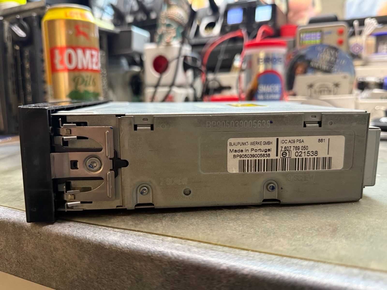 Fabryczna zmieniarka płyt CD BLAUPUNKT PEUGEOT 307