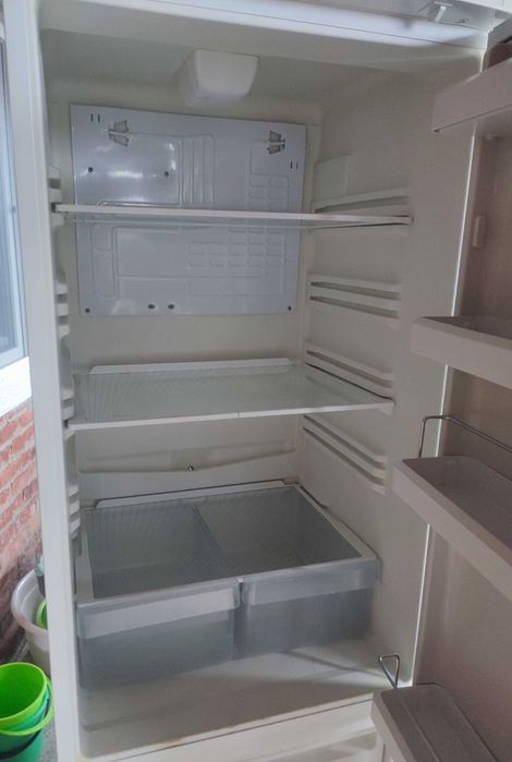 Холодильник двухкамерный Бош