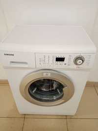 Бюджетна пральна/стиральная машина Samsung WF7452SUV