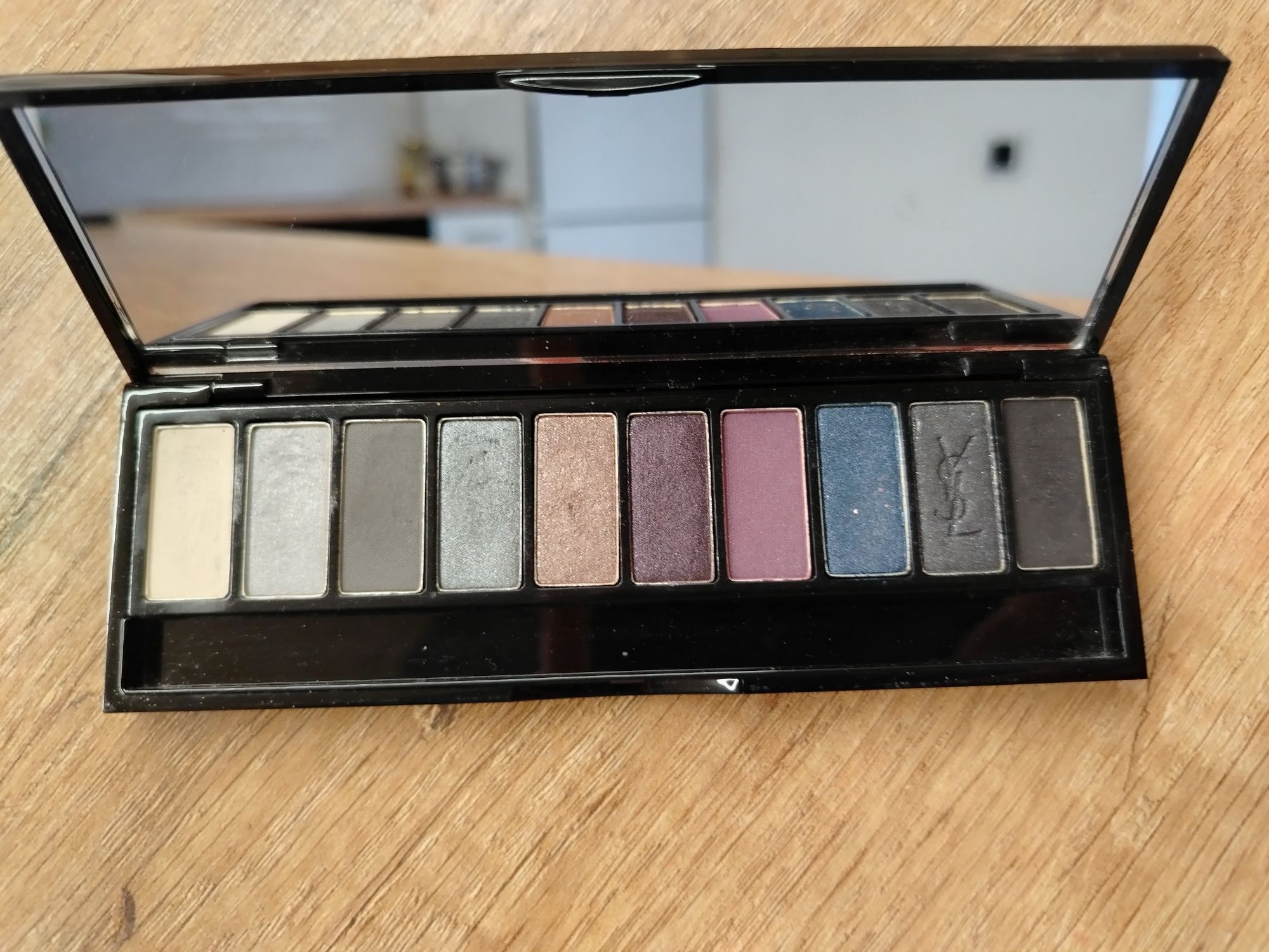 Cienie do oczu Yves Saint Laurent