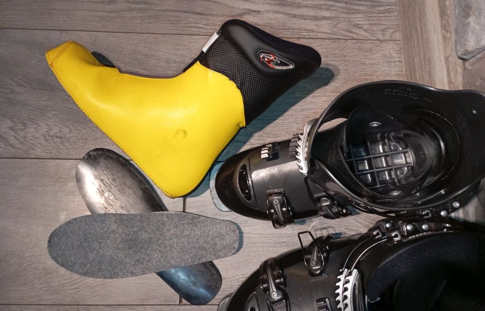 Juniorskie buty narciarskie 25-25,5cm Rossignol Comp J4, Dark/Grey