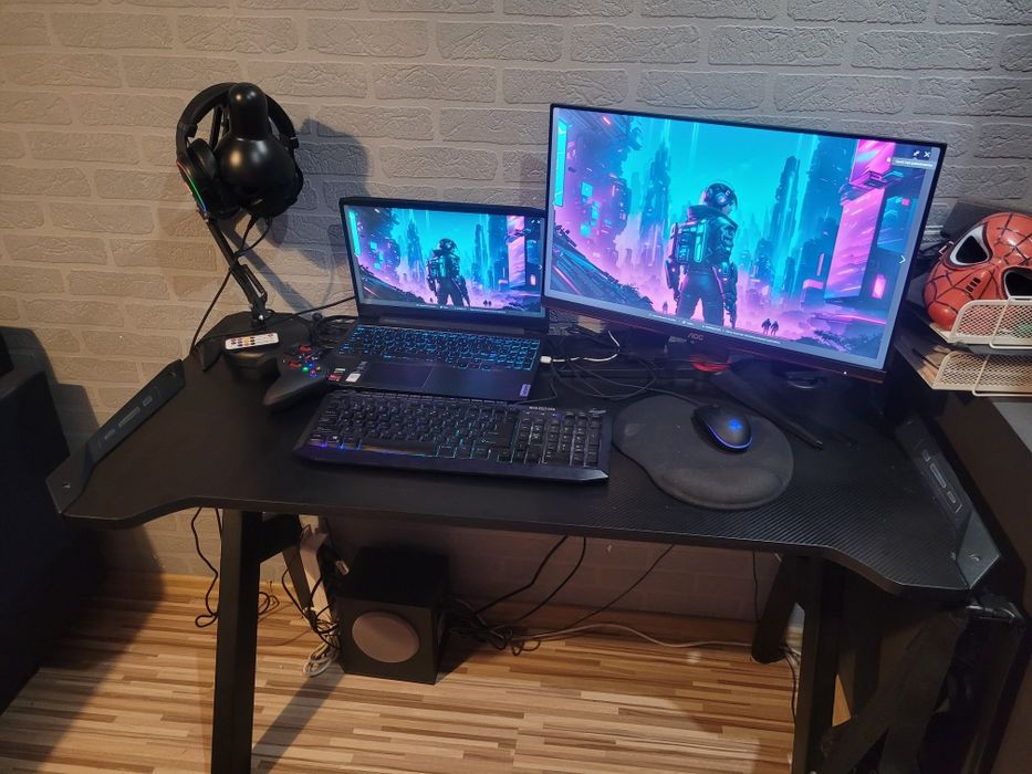 Biurko gamingowe