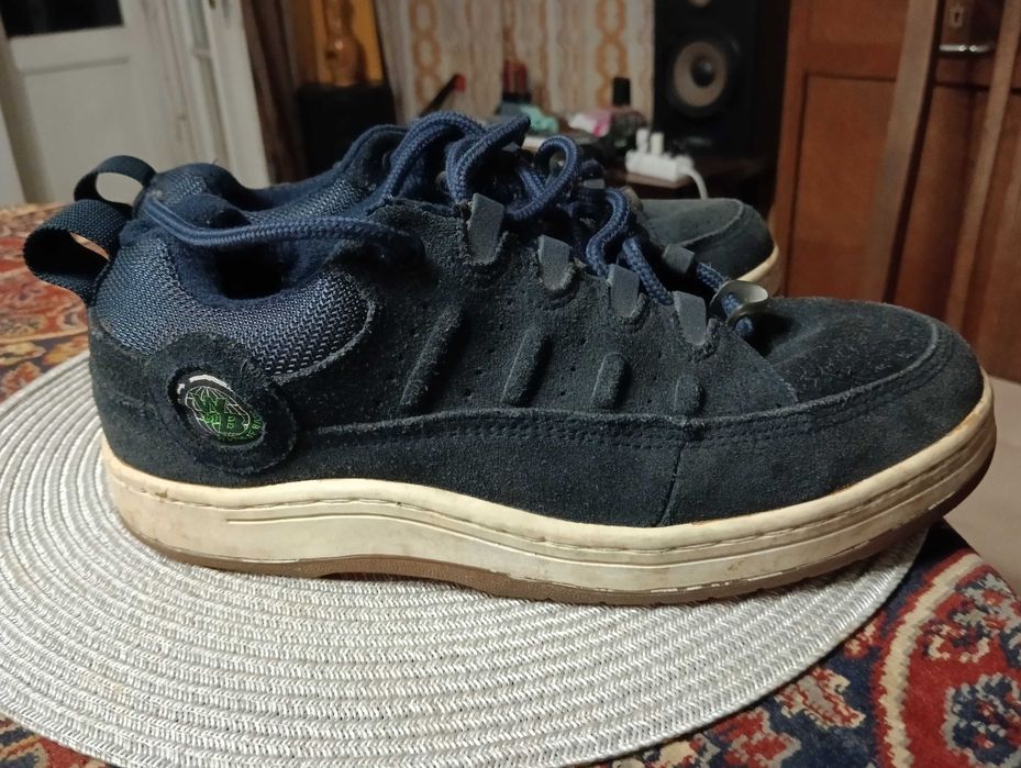 кроссовки натуральная замша 40р (26.5 см) качество ИНДОНЕЗИЯ