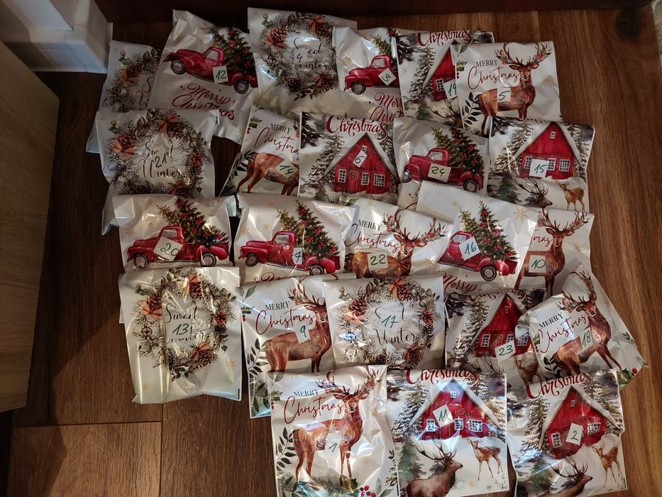 Kalendarz adwentowy x2 charms hobby horse