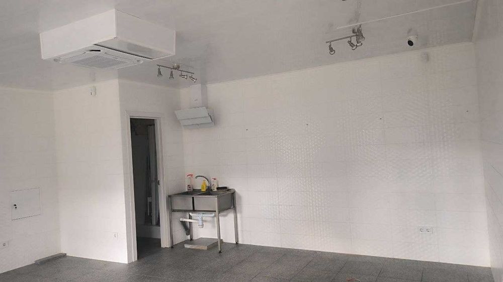 ПРОДАЖ приміщення 31кв. Н/Ф 1 поверх фасад пр. Соборності 16