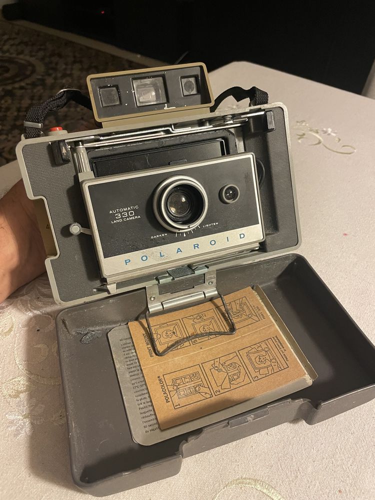 Polaroid Automatic 330 Land Camera - vintage