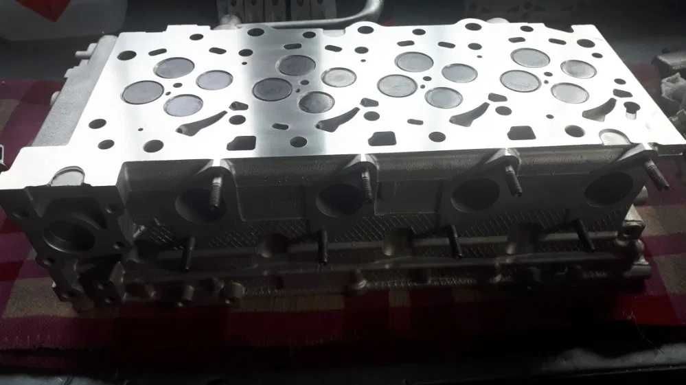 HYUNDAI H1 KIA sorento 2.5 CRDI GŁOWICA D4CB gwarancja