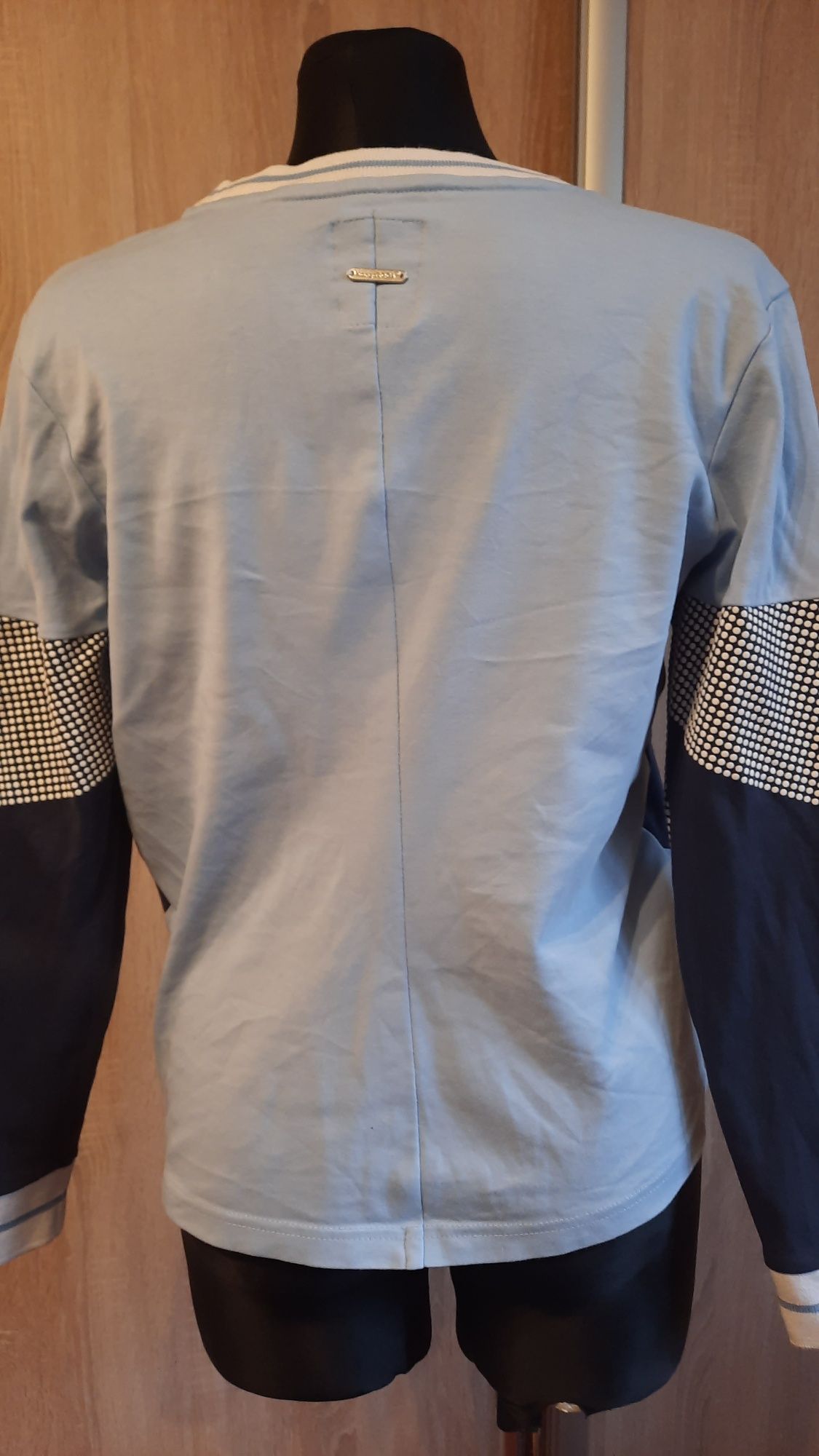 Bluza KangaRoos rozm.L- XL