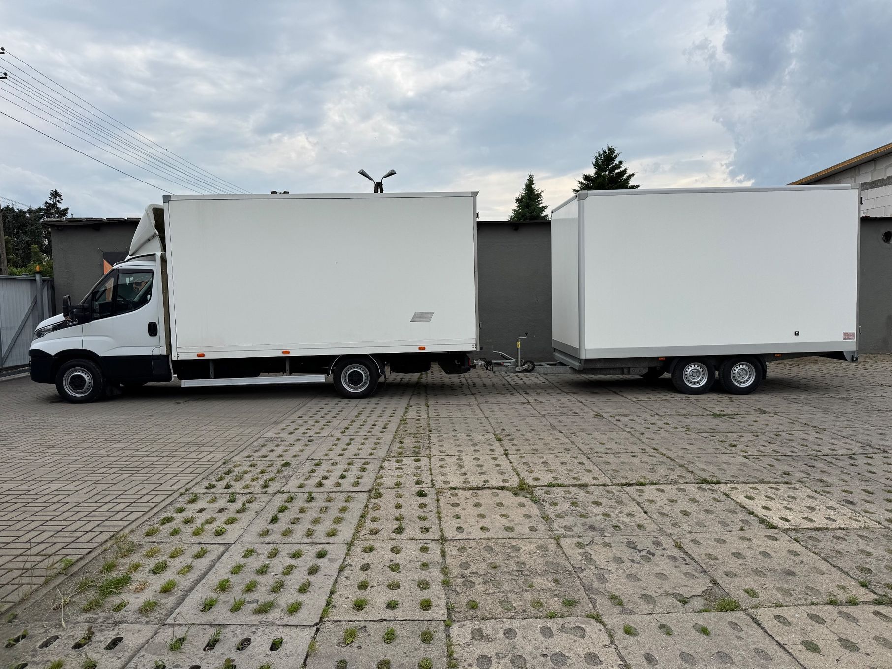 Iveco Daily  *IVECO*DAILY*35-180*hi-matic*IZOTERMA+PRZYCZEPA*3,0d*180ps*ZOFCAR*