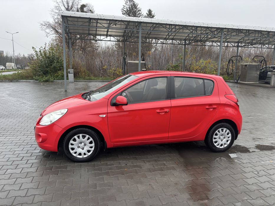 Hyundai I20 1.4 автомат