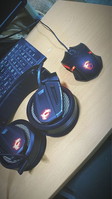 Наушники с микрофоном MSI GH70