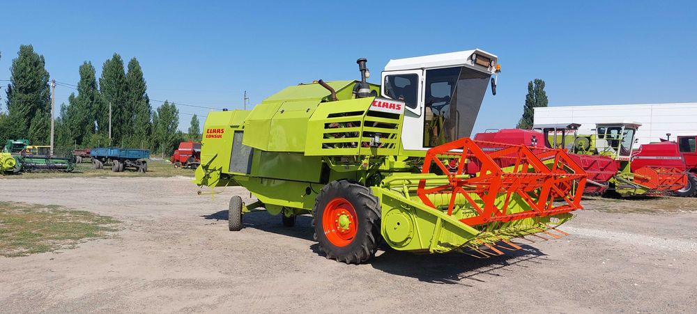 Комбайн зерновий зернозбиральний  Claas Consul  3м