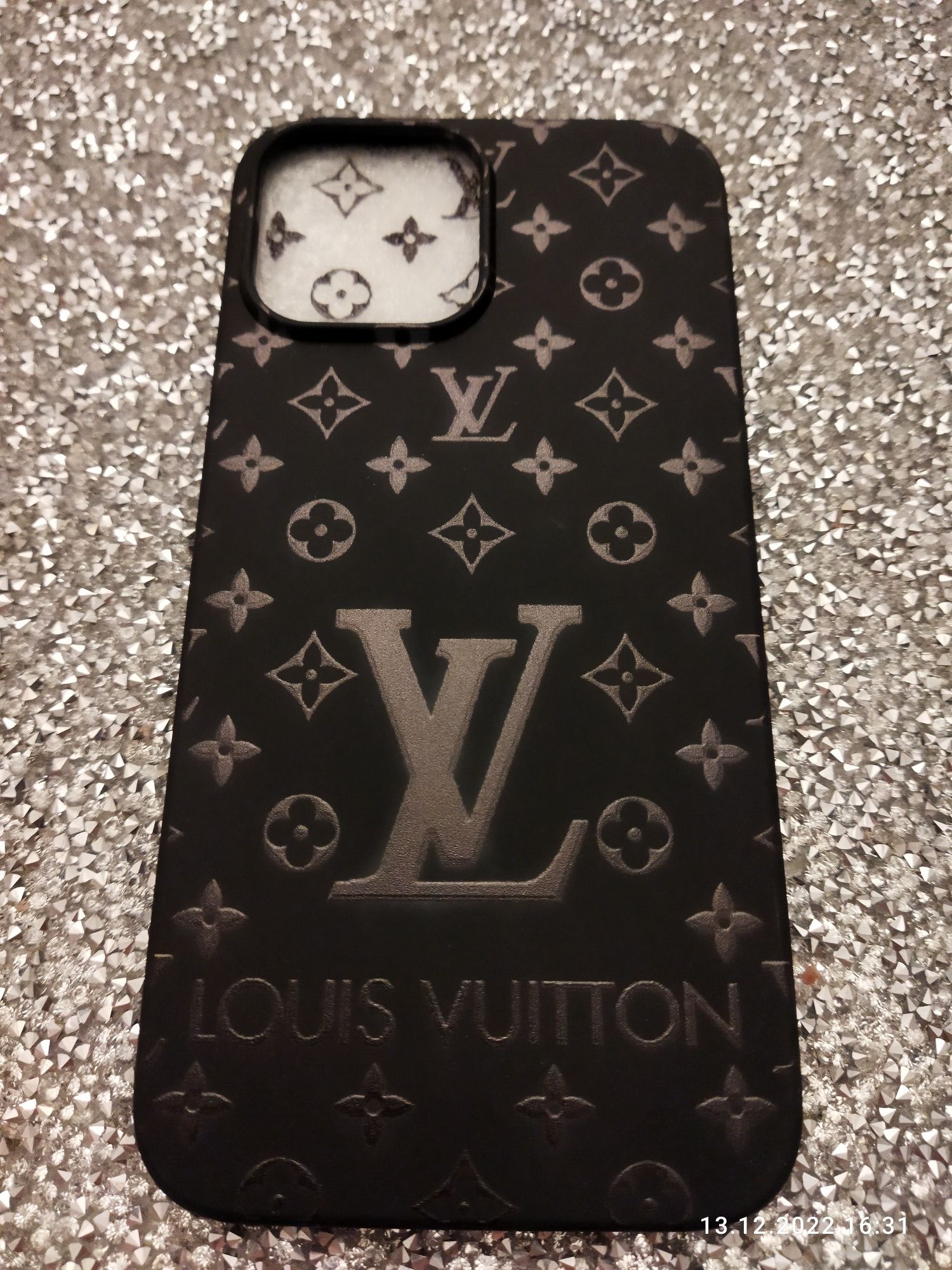 Etui iPhone 13 Louis Vuitton
